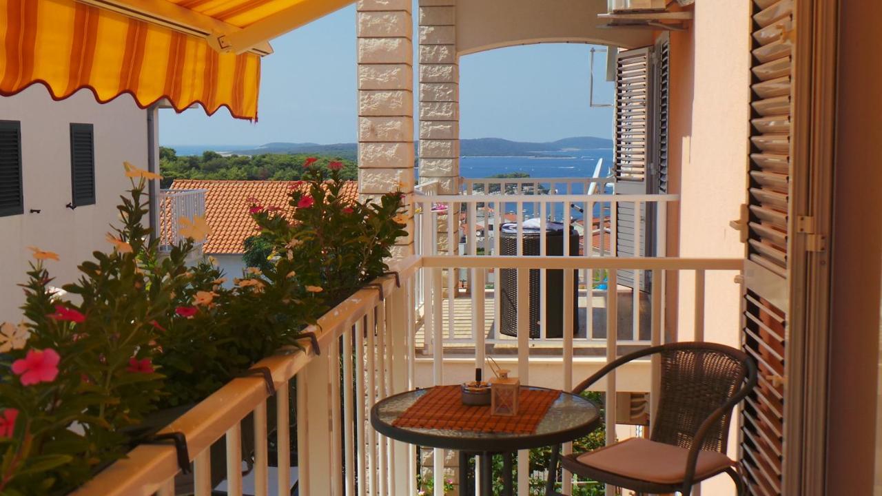 Villa Vera Hvar Town Exterior photo